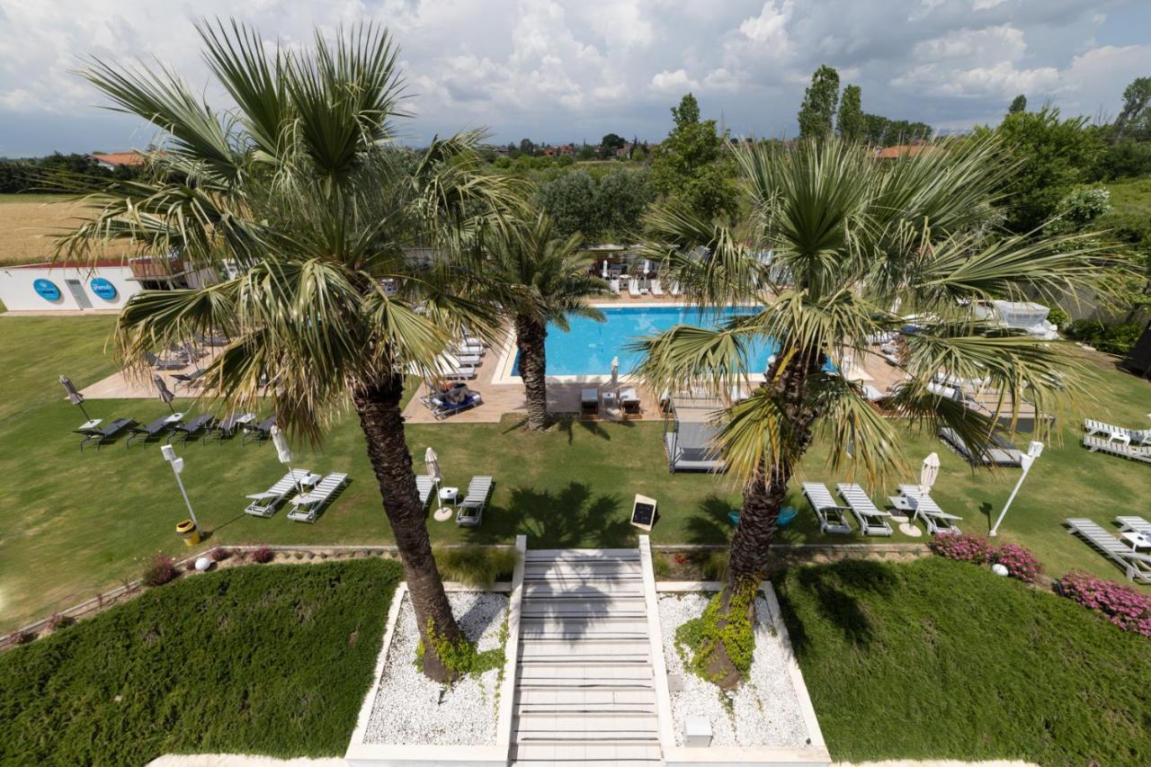 Mythic Summer Hotel Paralía Exterior foto